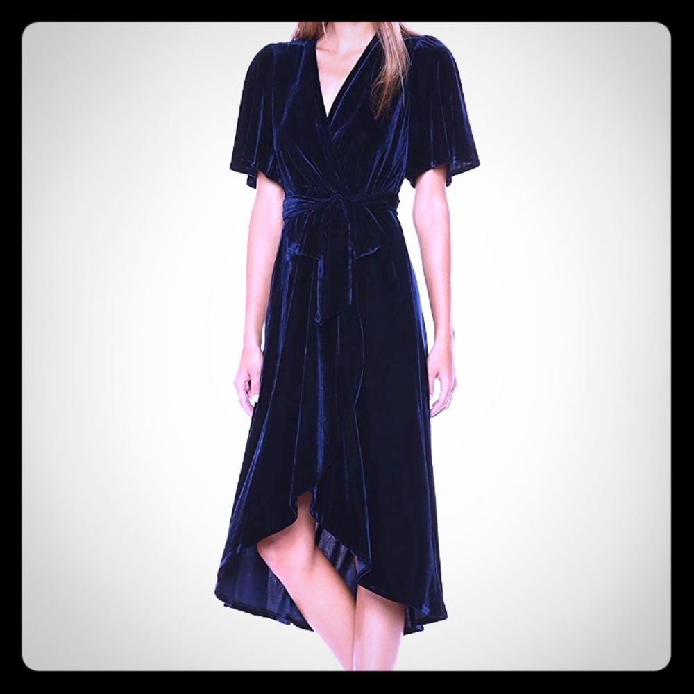 Donna Morgan Velvet Dress